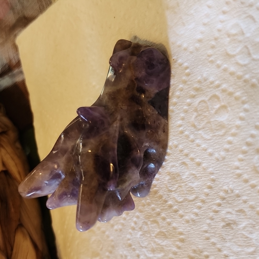 1 large crystal dragon head